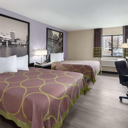 Super 8 By Wyndham Copley Akron מראה חיצוני תמונה