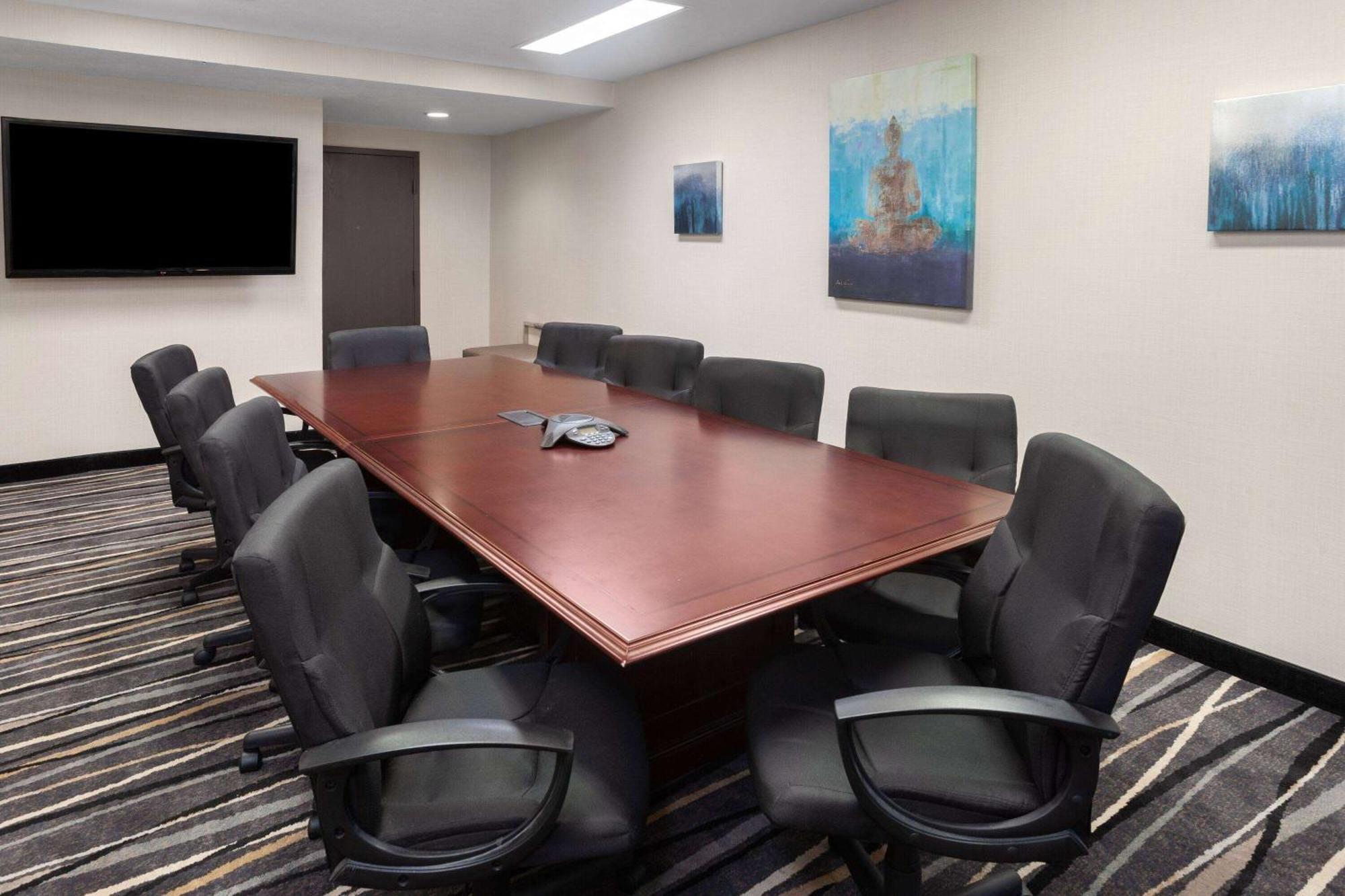 Super 8 By Wyndham Copley Akron מראה חיצוני תמונה