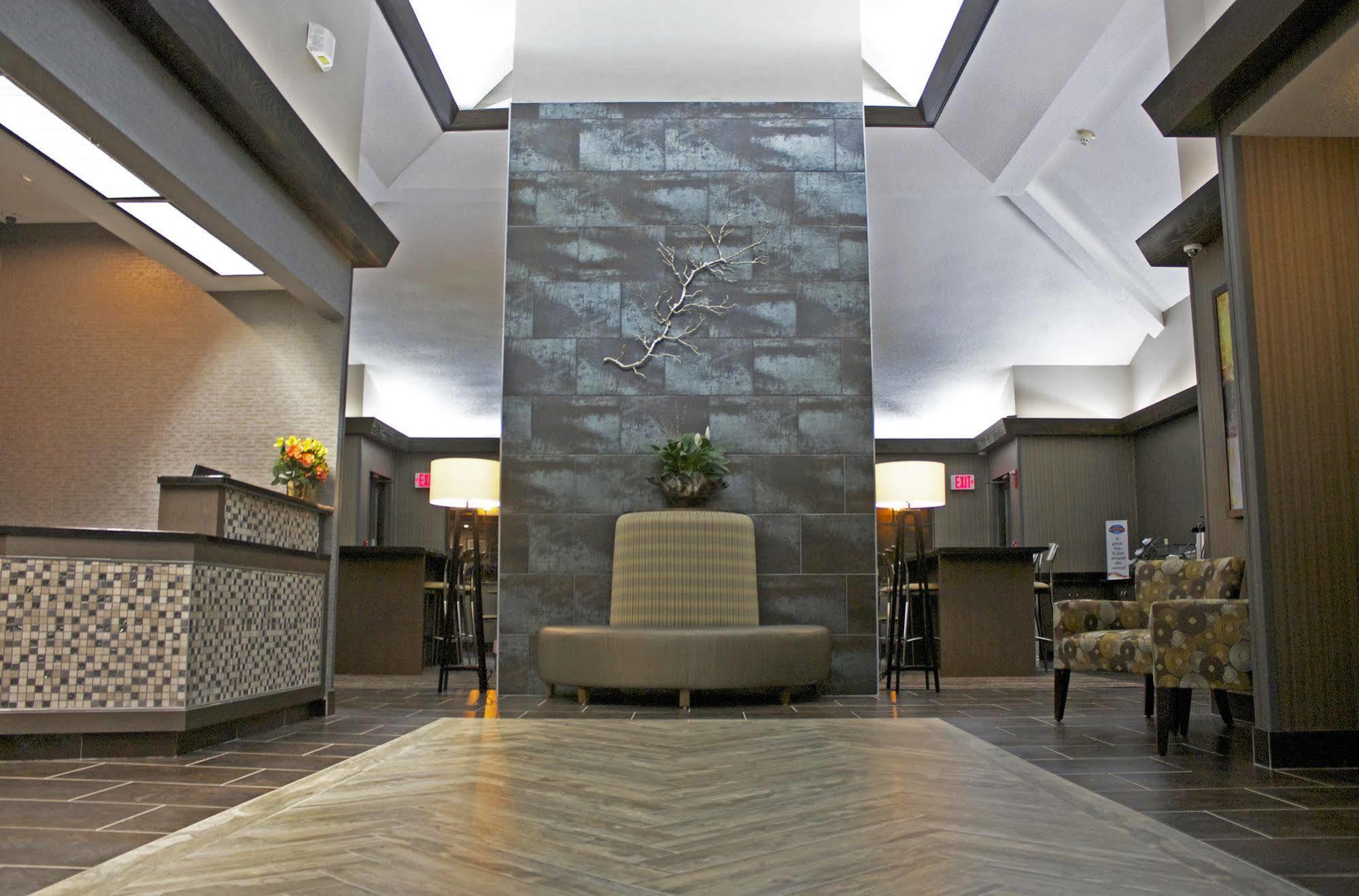 Super 8 By Wyndham Copley Akron מראה חיצוני תמונה